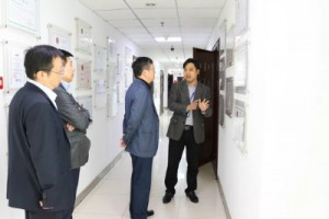國家融資擔(dān)?；鸸究偨?jīng)理向世文一行蒞臨同陽科技調(diào)研指導(dǎo)